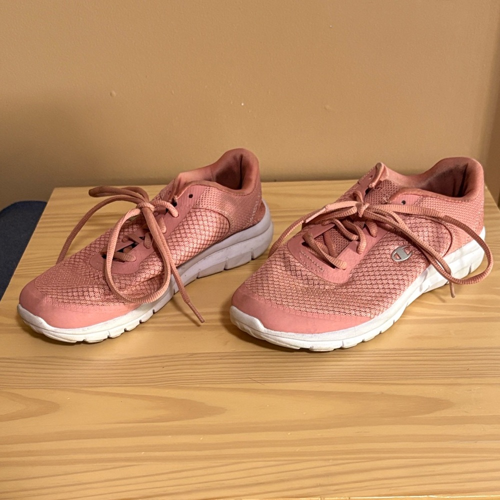 Champion Women's Athletic Shoes in Soft Pink
